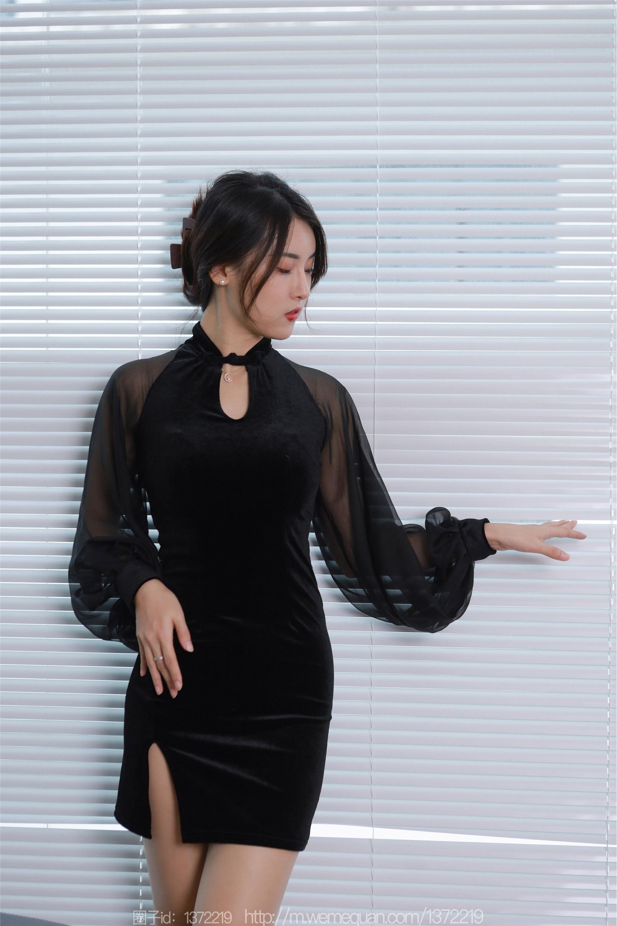 IESS异思趣向  2022.12.15 丝享家 1299 小宝《黑色旗袍白纸扇》